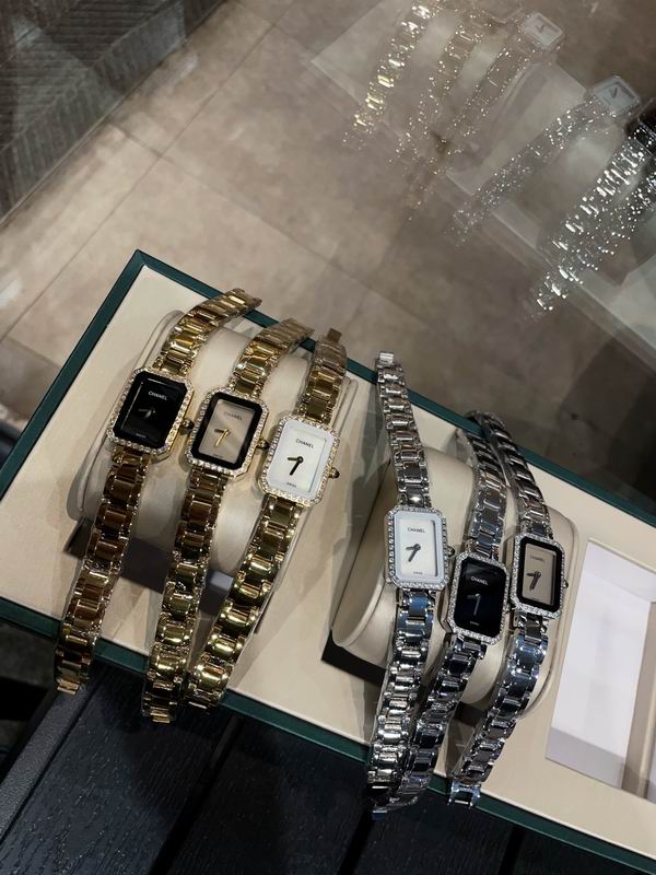 Chanel 21X26mm 052317